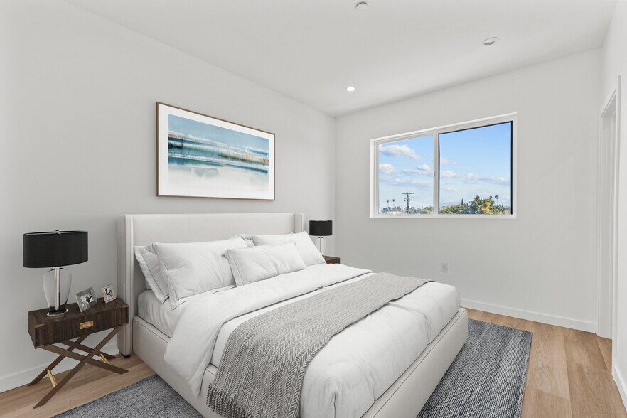 More Photos Of 2923 S Burnside Ave, Los Angeles Apartments For Sale