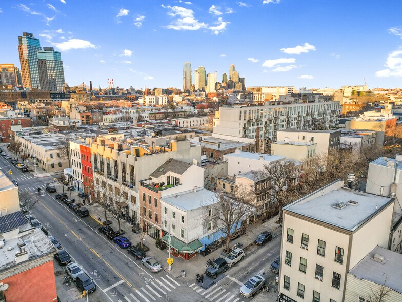 More Photos Of 210 Franklin St, Brooklyn Storefront Retail Residential For Sale