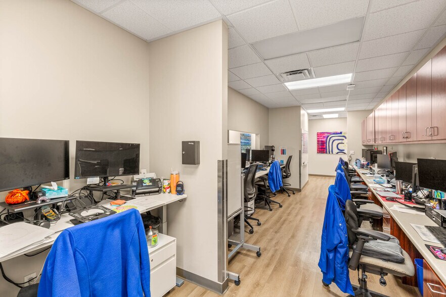 More Photos Of 2601 N Tenaya Way, Las Vegas Office For Sale