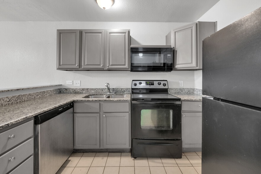 More Photos Of 4936 Flamingo Rd, Fort Worth Apartments For Sale