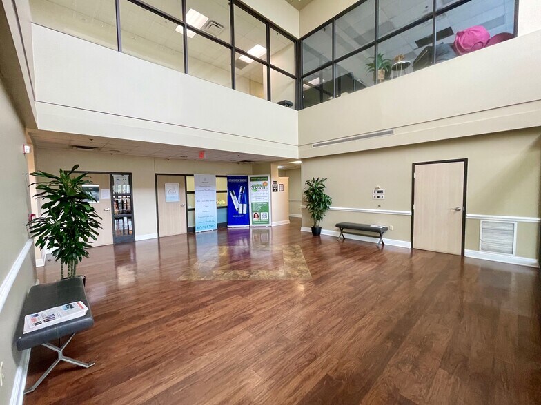 More Photos Of 5045 Old Hickory Blvd, Hermitage Medical For Lease