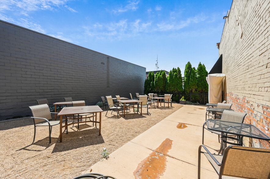 More Photos Of 626 Rood Ave, Grand Junction Restaurant For Sale