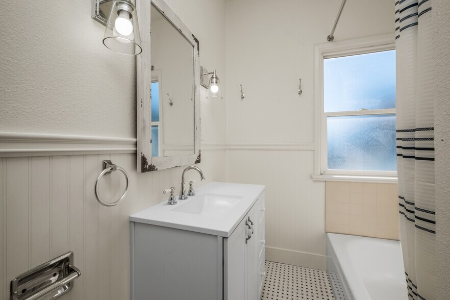 More Photos Of 214 Stewart St, Reno Apartments For Sale