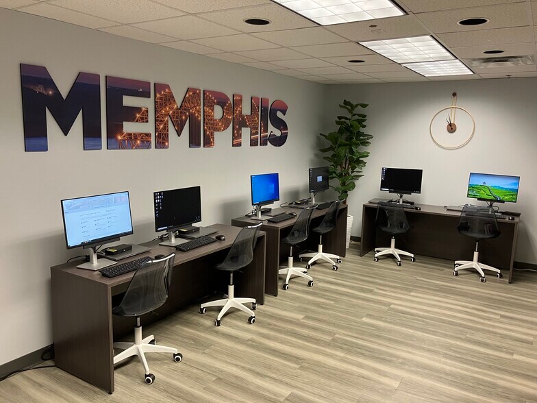 More Photos Of 2714 Union Avenue Ext, Memphis Office For Sale