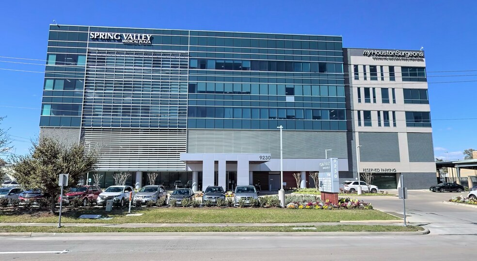More Photos Of 9230 Katy Fwy, Houston Office For Sale