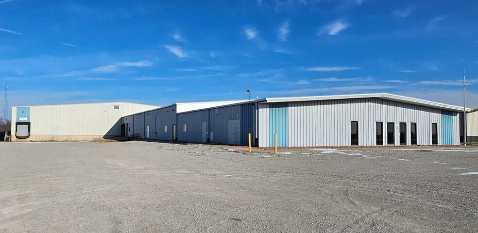 Primary Photo Of 21852 Hwy J46, Centerville Manufacturing For Sale