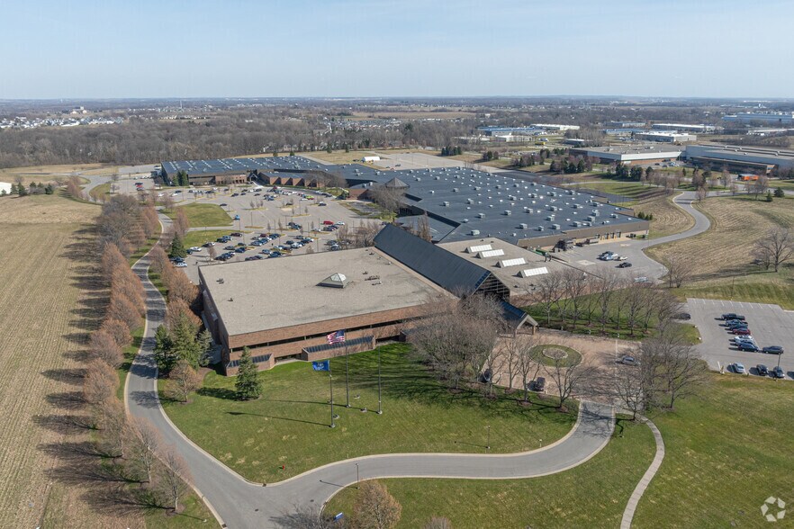 More Photos Of 701 S Waverly Rd, Holland Manufacturing For Lease