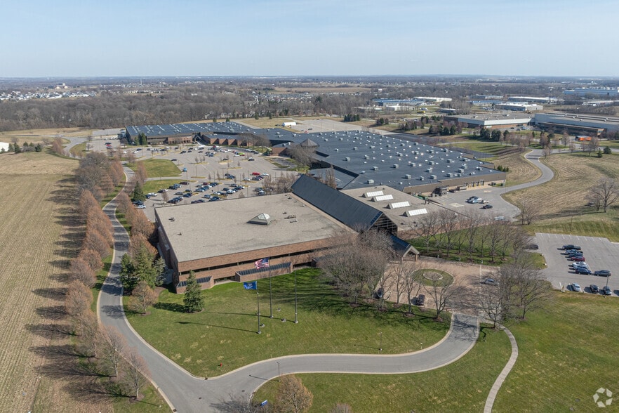 More Photos Of 701 S Waverly Rd, Holland Manufacturing For Lease