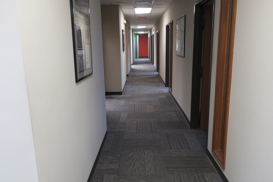 More Photos Of 4601 N Santa Fe Ave, Oklahoma City Distribution For Lease