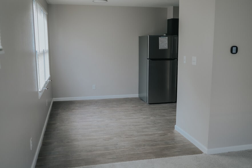 More Photos Of 419 W Main, Du Quoin Multifamily For Sale