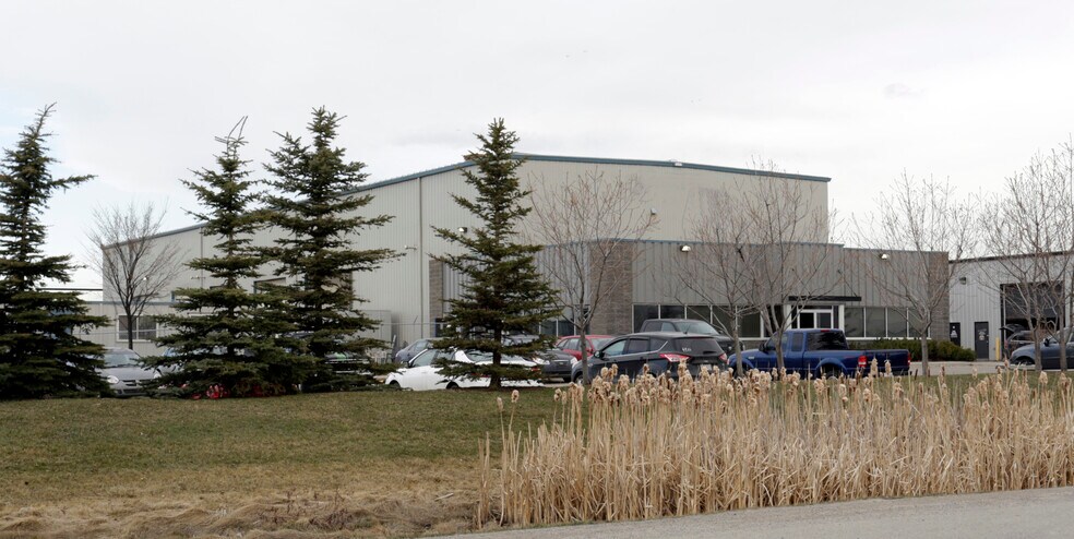 More Photos Of 235093 Wrangler Dr SE, Rocky View No 44 Warehouse For Sale