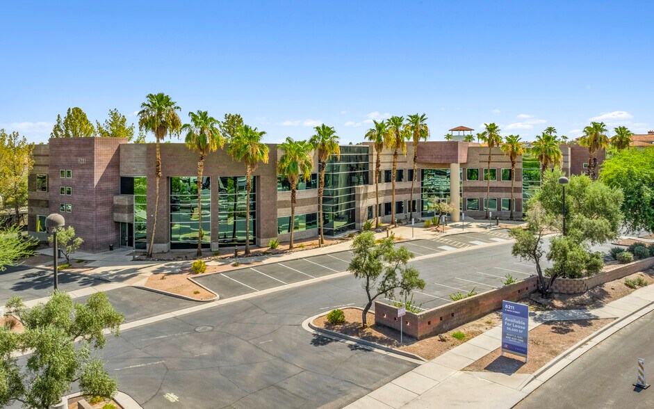 More Photos Of 8211 S 48th St, Phoenix Office For Sale