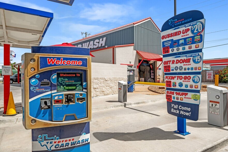More Photos Of 2014 W Washington St, Stephenville Carwash For Sale