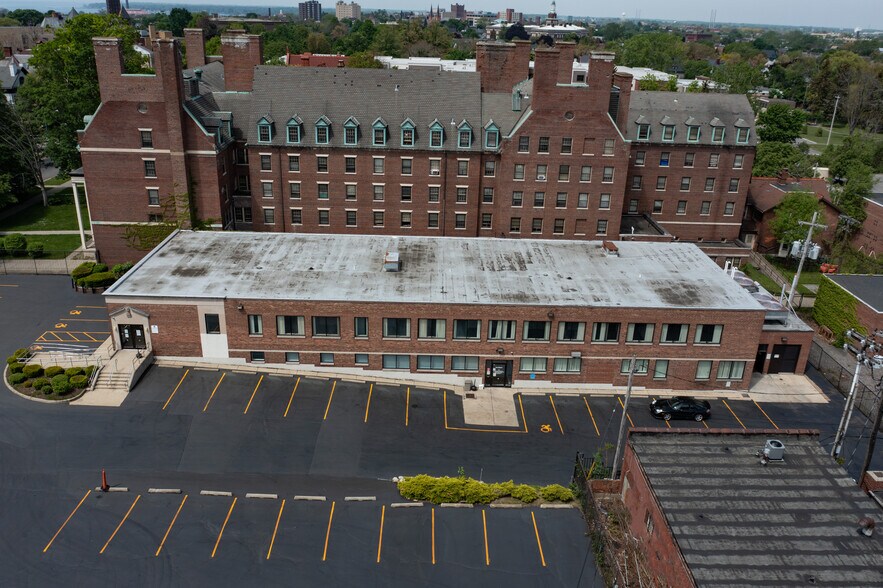 More Photos Of 235 North St, Buffalo Medical For Sale