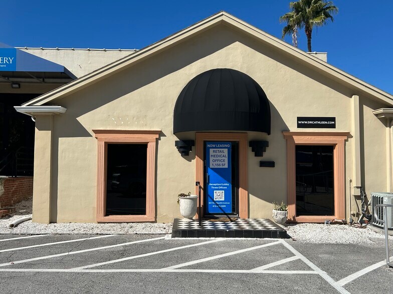 More Photos Of 3215-3217 S Macdill, Tampa Unknown For Lease