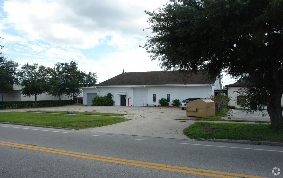 More Photos Of 3200 28th St N, Saint Petersburg Warehouse For Sale