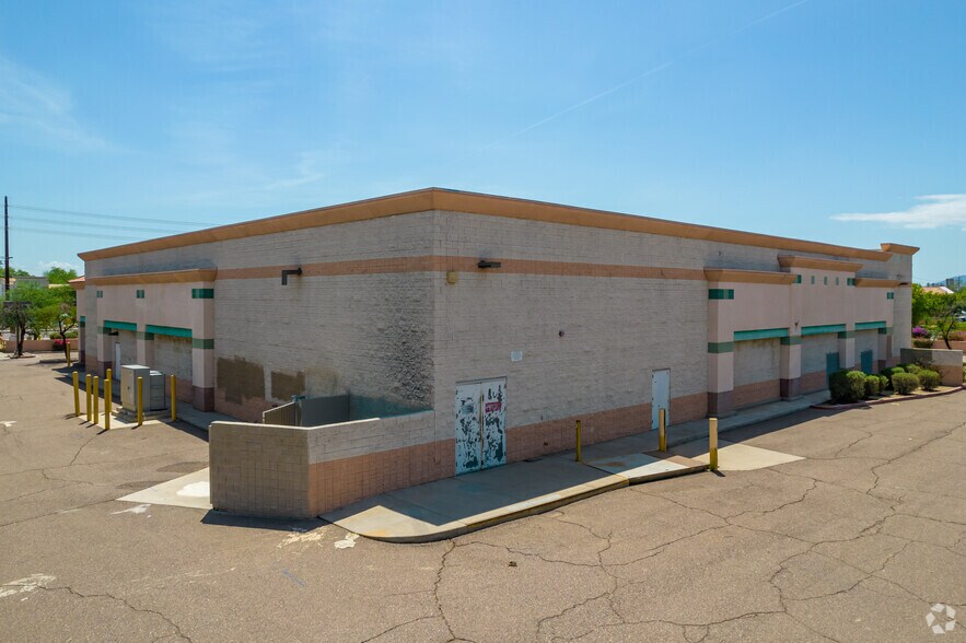 More Photos Of 1560 E Elliot Rd, Gilbert Drugstore For Sale