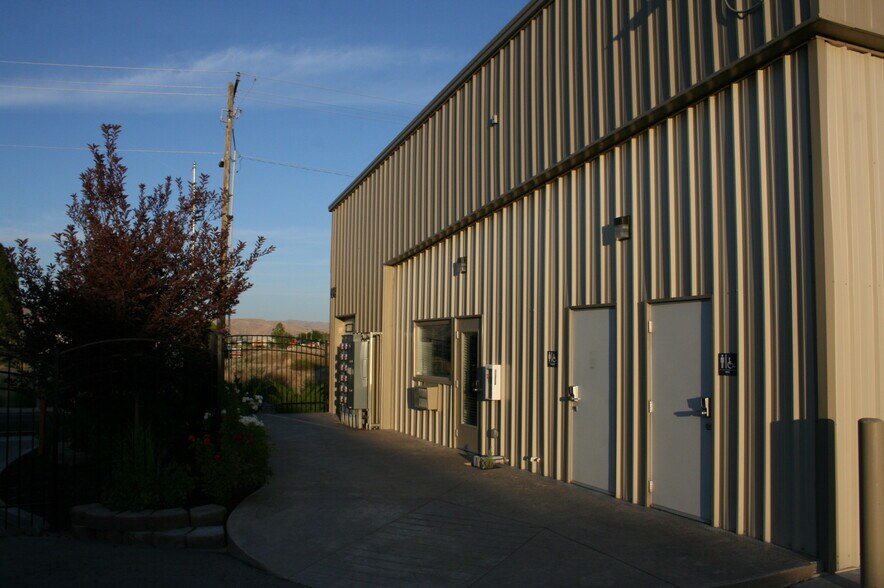 More Photos Of 4125 S Gekeler Ln, Boise Self Storage For Sale