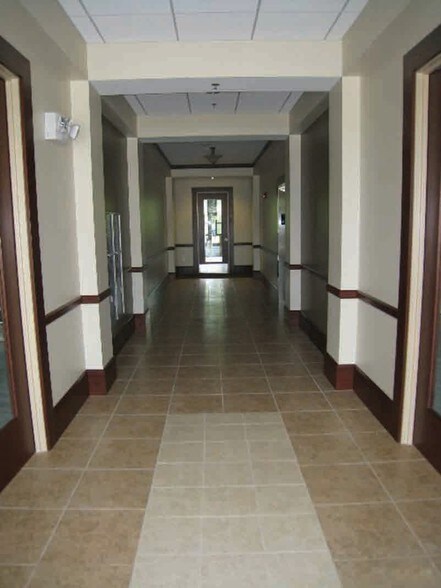 More Photos Of 101 Cosgrove Hill Ave, Chapel Hill Medical For Sale