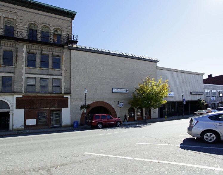 More Photos Of 165 Main St, Waterville General Retail For Sale