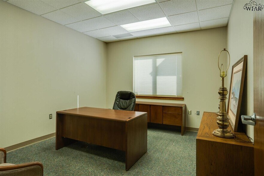 More Photos Of 2618 Old Iowa Park Rd, Wichita Falls Bank For Sale