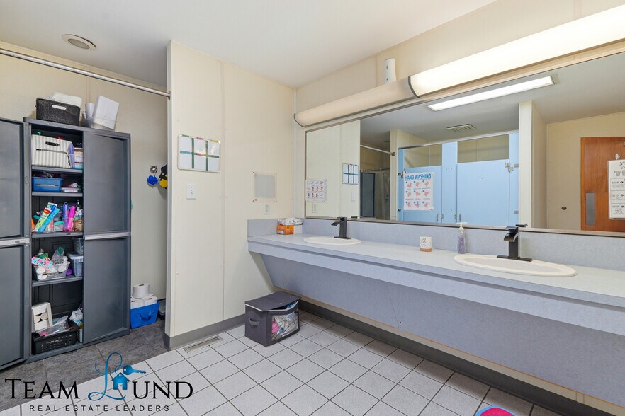 More Photos Of 915 S McKinley St, Casper Office Residential For Sale