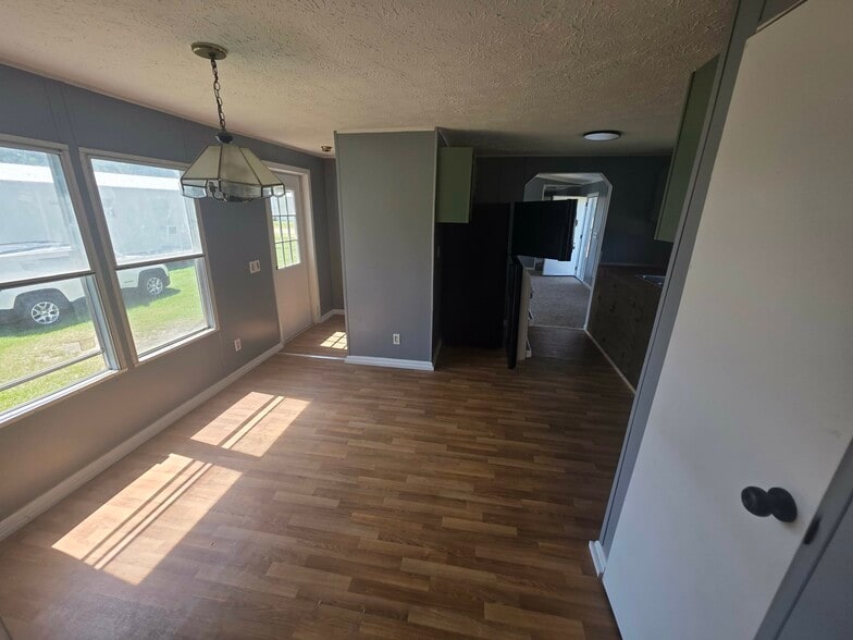 More Photos Of 711 Jt Ln, East Dublin Manufactured Housing Mobile Home Park For Sale