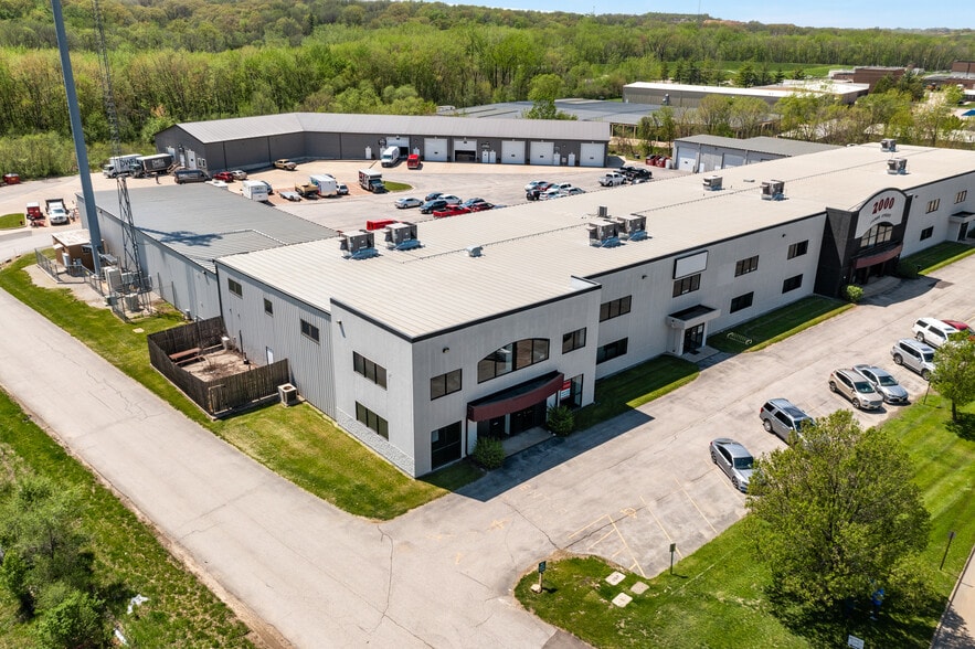 More Photos Of 2000 James St, Coralville Service For Lease