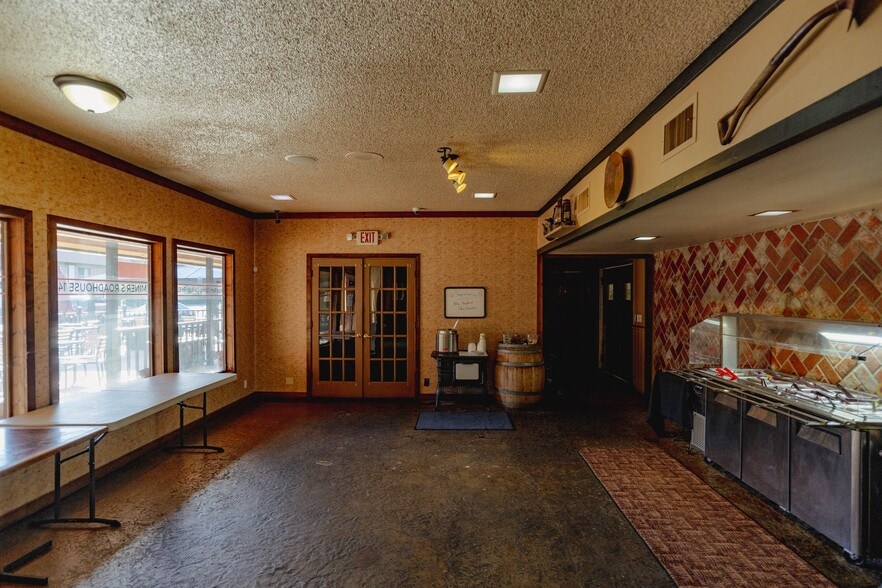 More Photos Of 5159 CA-140, Mariposa General Retail For Sale