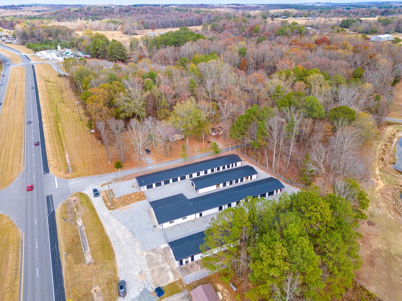 More Photos Of 9582 Heart of Dixie hwy, Arab Self Storage For Sale