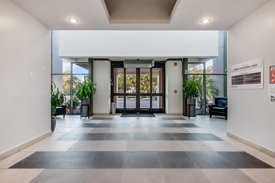 More Photos Of 401 Corbett St, Clearwater Medical For Lease