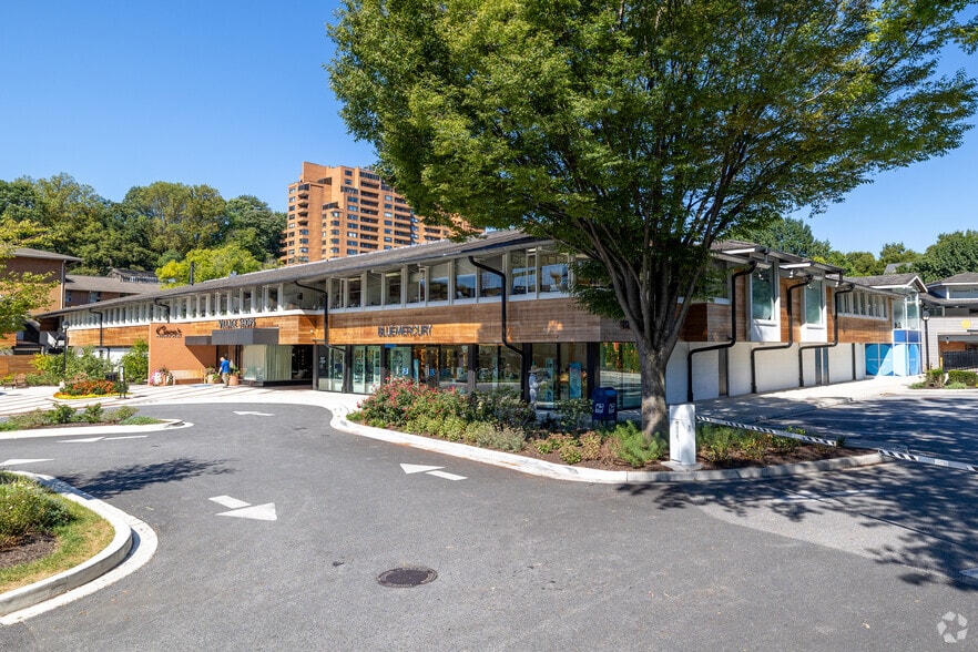 More Photos Of 5100 Falls Rd, Baltimore General Retail For Lease