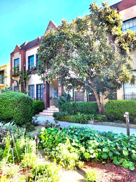 More Photos Of 512 N Alexandria Ave, Los Angeles Apartments For Sale