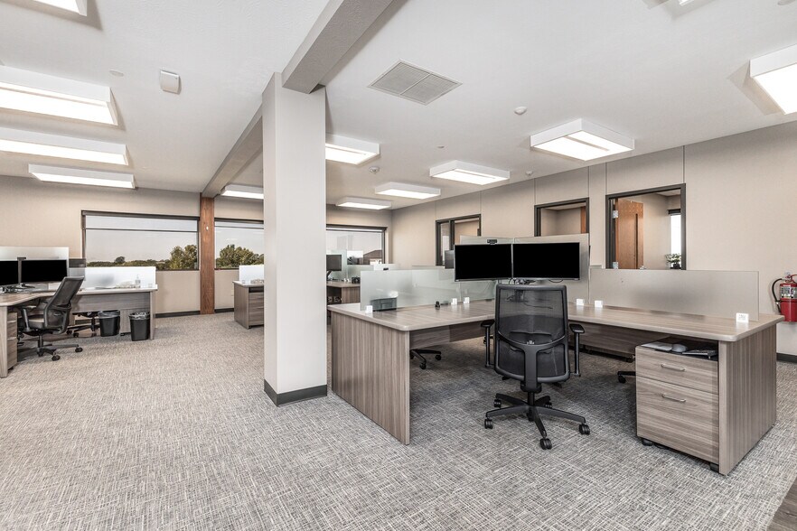 More Photos Of 3681 Prism Ln, Kieler Office For Sale