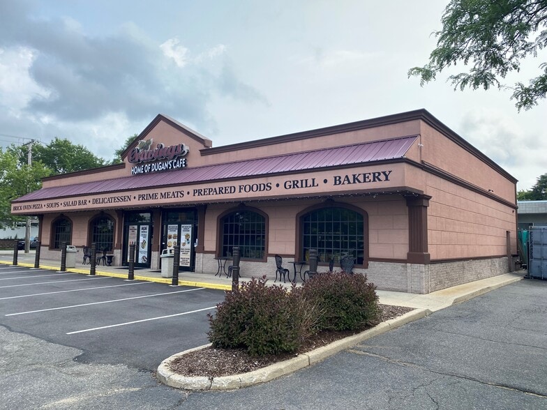 Primary Photo Of 1161-1165 Old Country Rd, Plainview Unknown For Lease