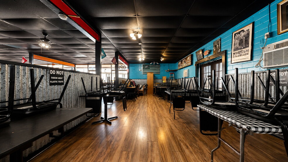 More Photos Of 3314 Surfside Blvd, Corpus Christi Restaurant For Sale