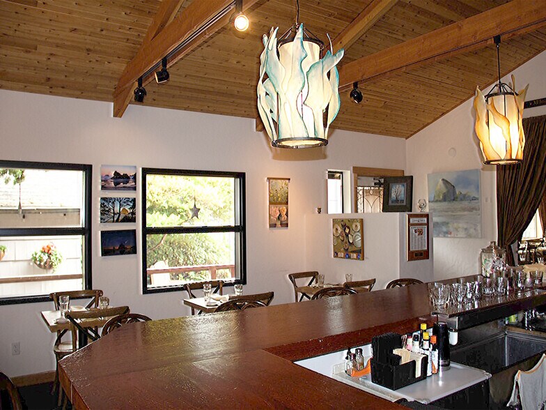 More Photos Of 263 N Hemlock St, Cannon Beach Restaurant For Sale