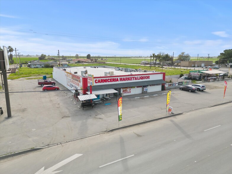 Primary Photo Of 9590 S Union Ave, Bakersfield Supermarket For Sale