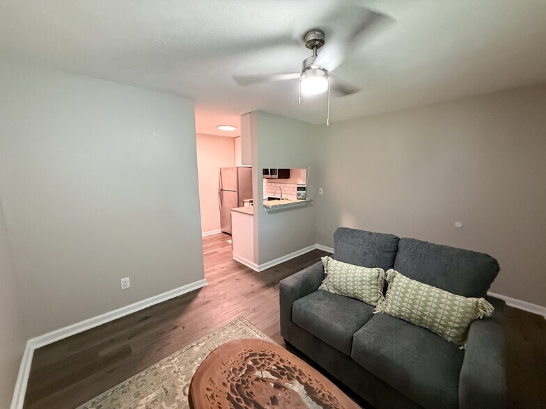 More Photos Of 425 W Taft St, Wichita Apartments For Sale
