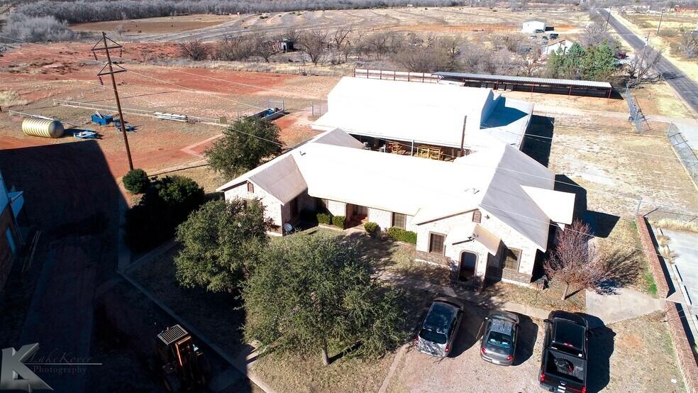More Photos Of 3097 Brick Plant Rd, Snyder Manufacturing For Sale
