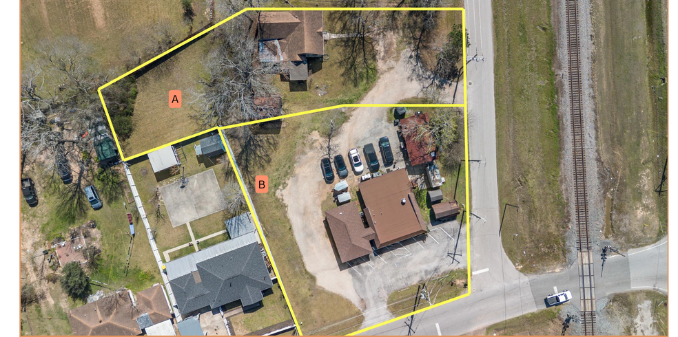 More Photos Of 101 Silverdale Dr, Conroe Freestanding For Sale