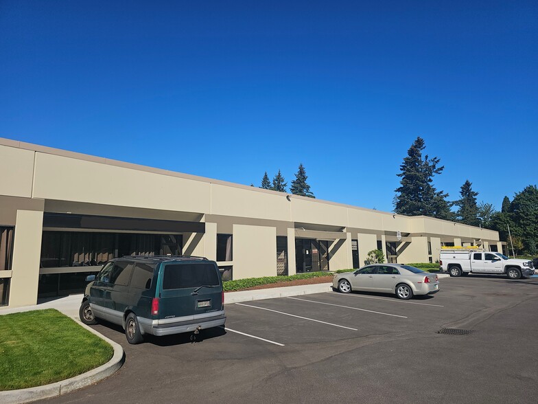 Primary Photo Of 9325-9425 SW Commerce Cir, Wilsonville Light Manufacturing For Lease