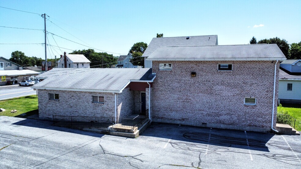 More Photos Of 1365 Blue Mountain Dr, Danielsville Office For Lease