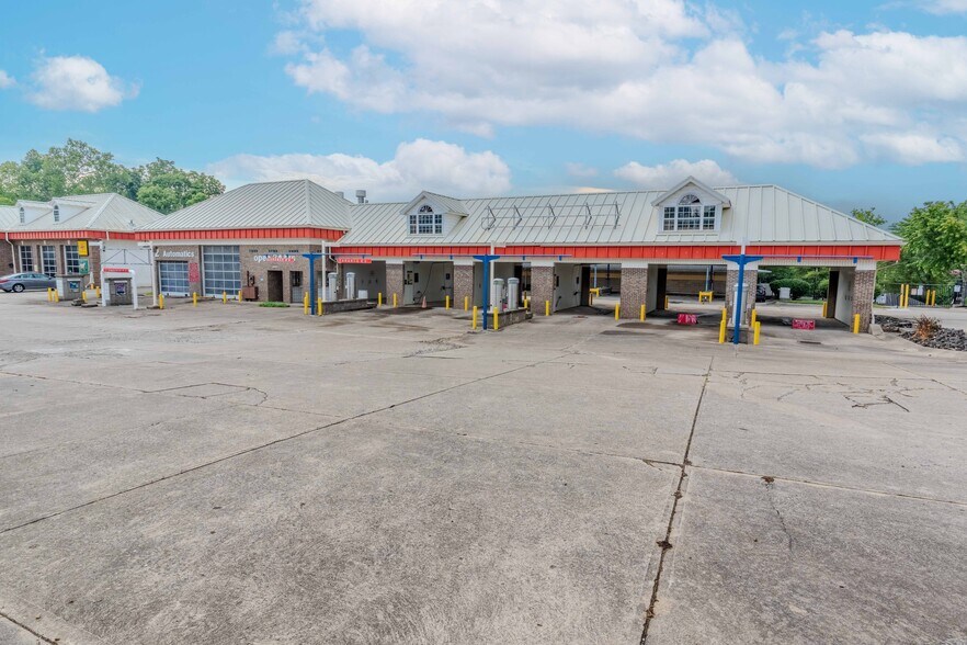 More Photos Of 1049 Main St, Milford Carwash For Sale