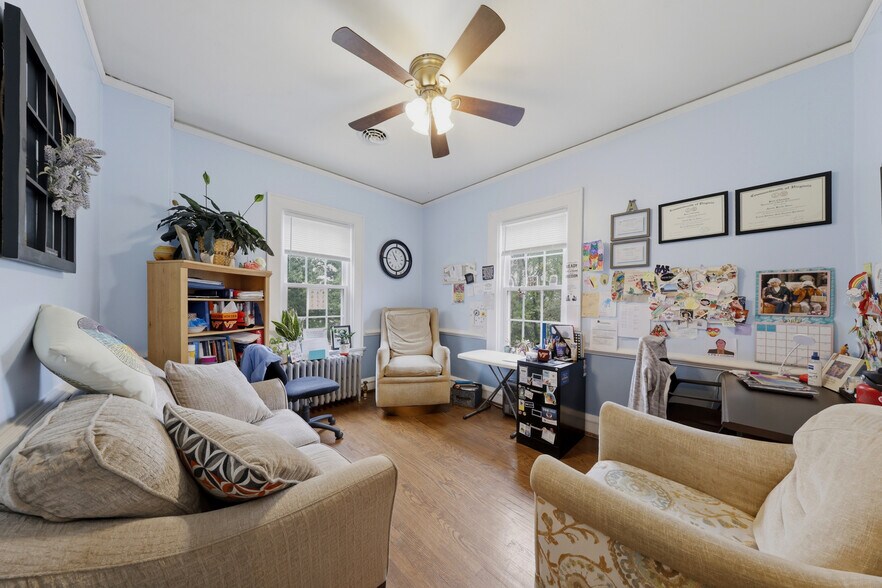 More Photos Of 18697 Forest Rd, Lynchburg Office For Sale