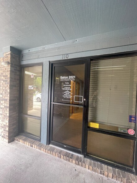 More Photos Of 2021 Art Museum Dr, Jacksonville Loft Creative Space For Sale