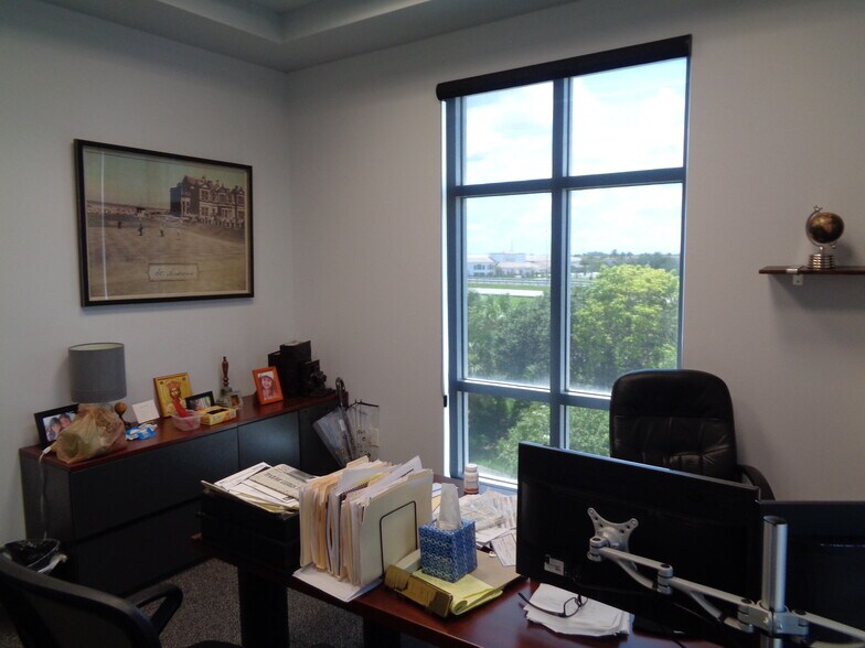 More Photos Of 5850 Coral Ridge Dr, Coral Springs Medical For Sale