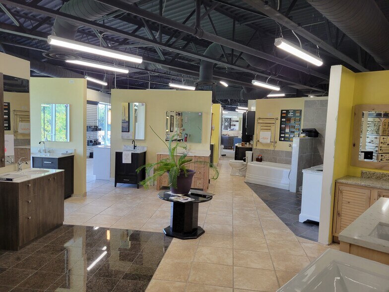 More Photos Of 1641 E Marlton Pike, Cherry Hill Showroom For Lease