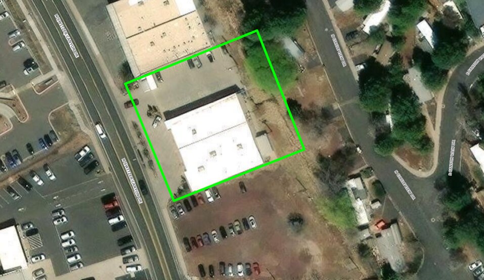 More Photos Of 452 N Switzer Canyon Dr, Flagstaff Showroom For Lease