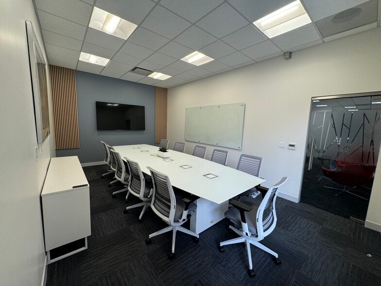 More Photos Of 567 University Ave, Palo Alto Coworking Space